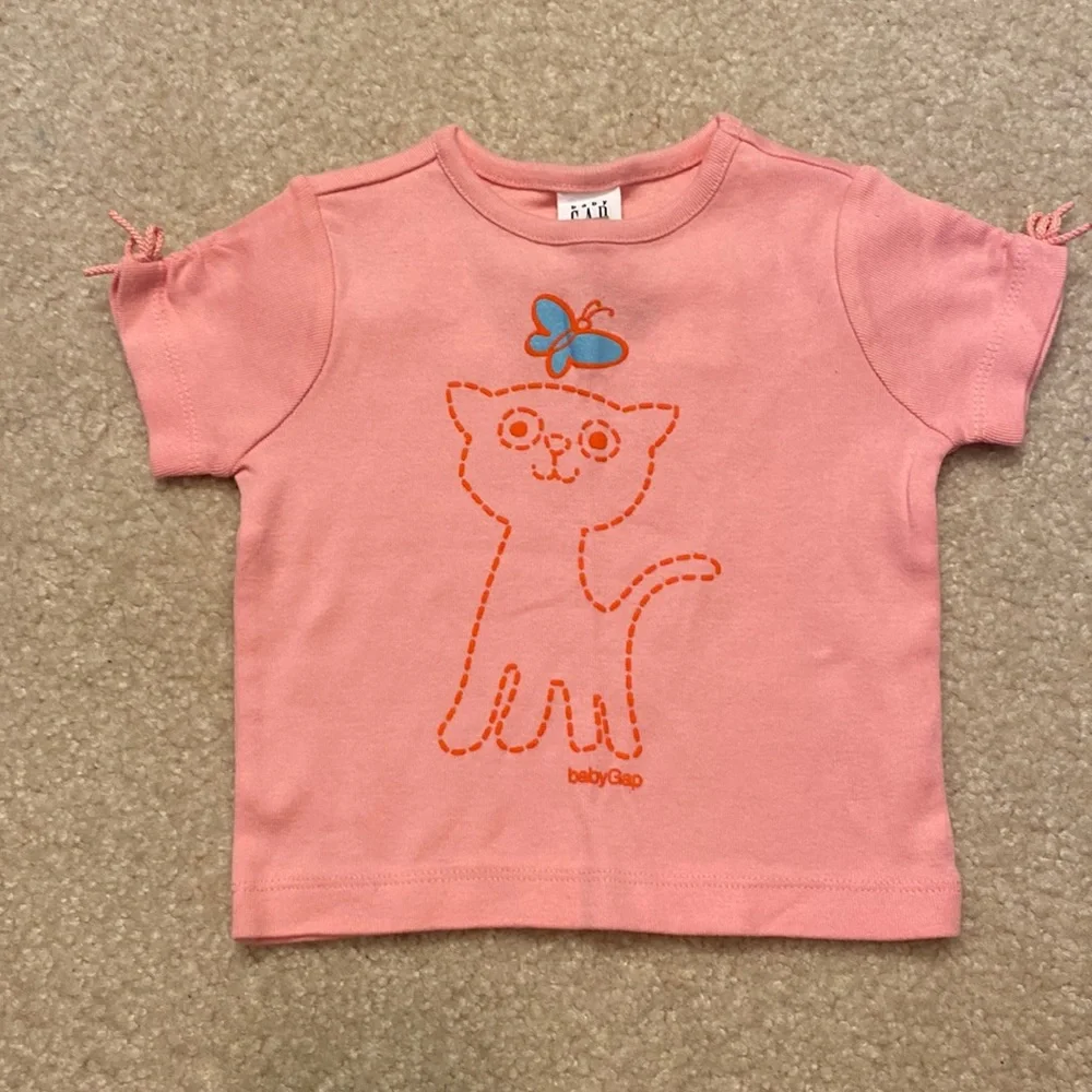NWT gap baby T-shirt